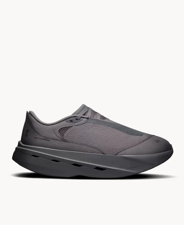 ON RUNNING Cloudboom Volt x PAF Embre Pebble
