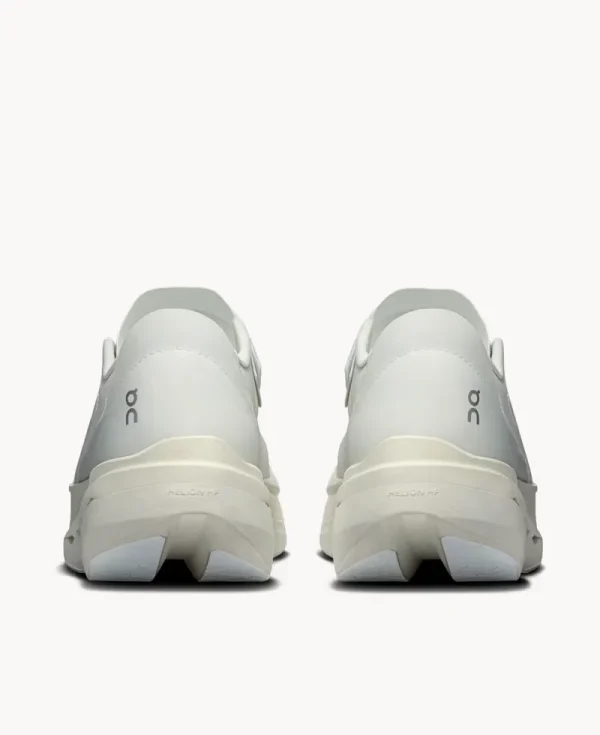 ON RUNNING Cloudboom Volt x PAF White Gale
