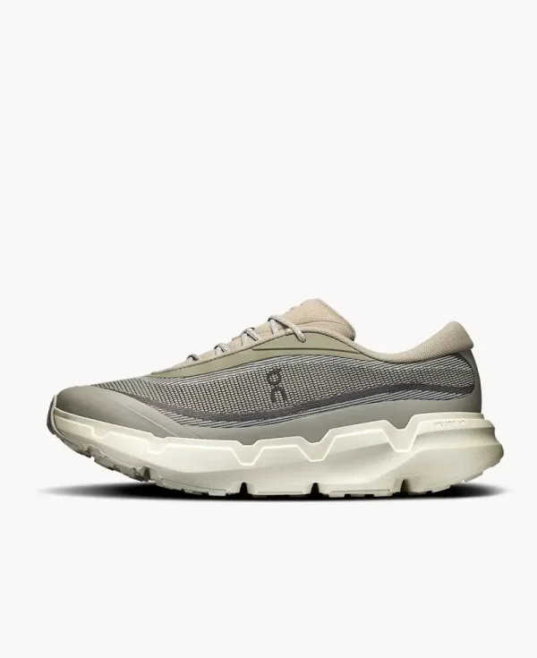 ON RUNNING Cloudsoma Hike 1 – Brume Ghost