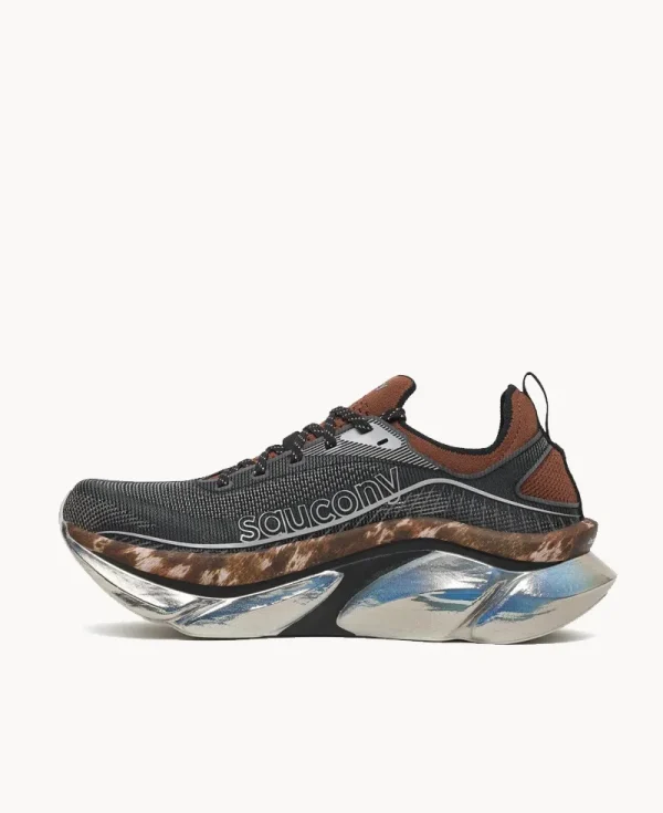 SAUCONY Endorphine Elite 3 Black Chrome